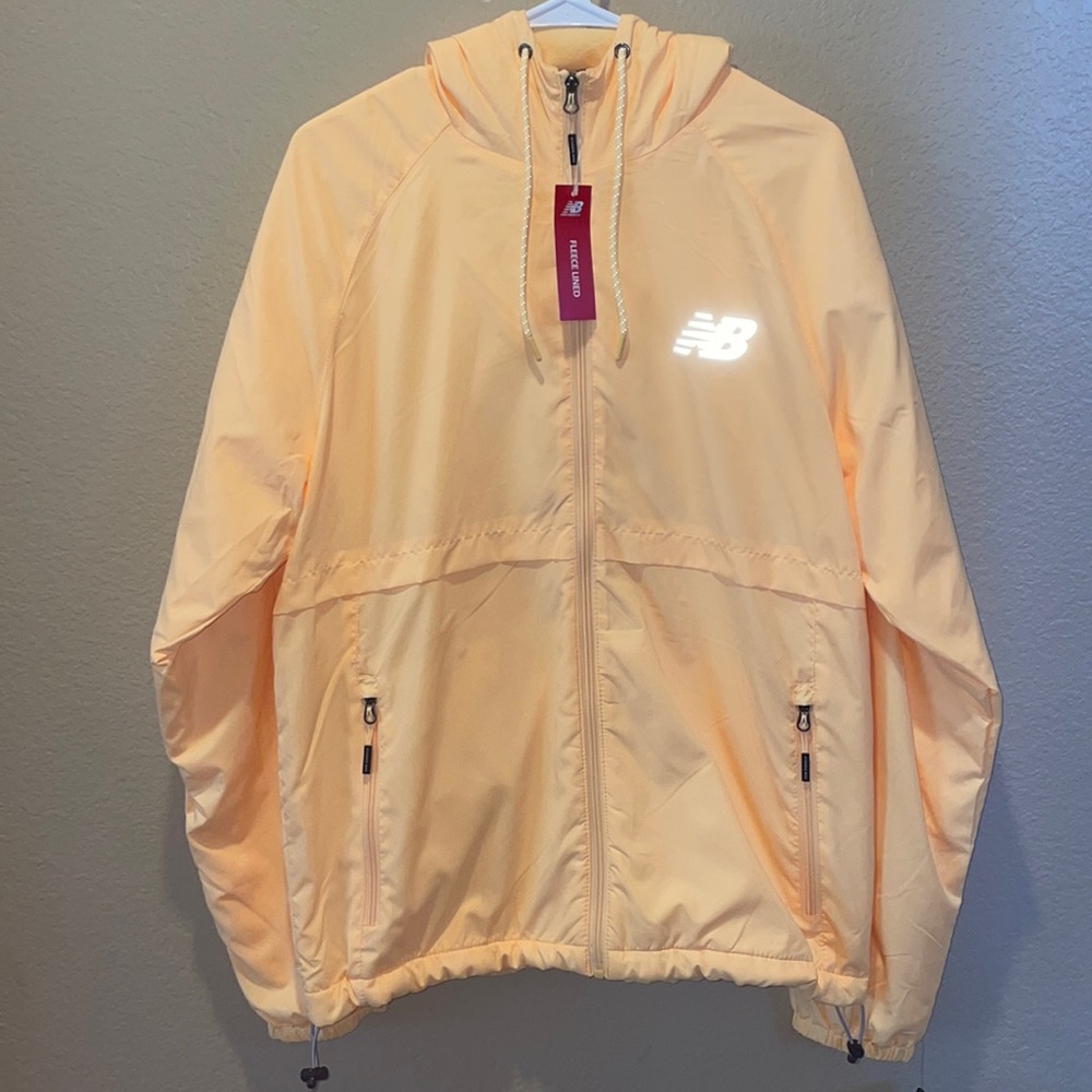 New Balance Wind Resistant Fleece-lined comfort fit